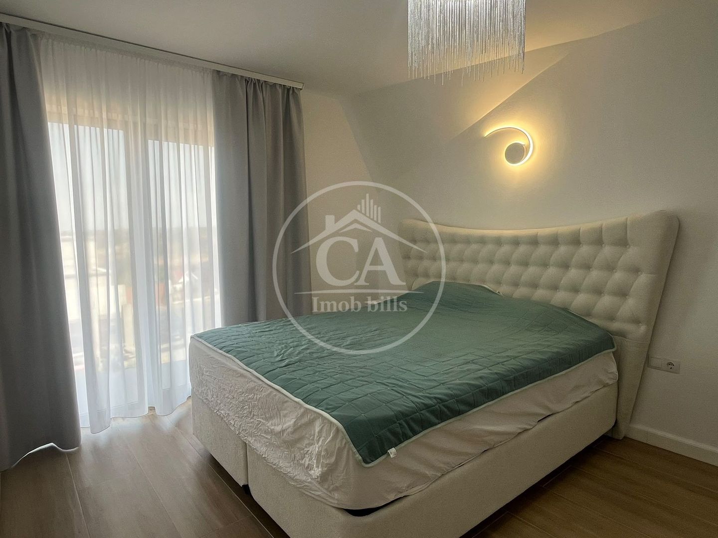 Casă de închiriat tip duplex cu 6 camere în zona Gheorghe Doja,Oradea. - Poză 5