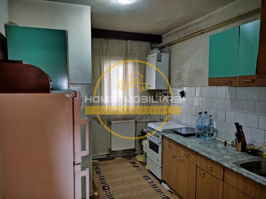 Zona Palas/ Apartament 3 camere/ Decomandat/ 72mp - Poză 4