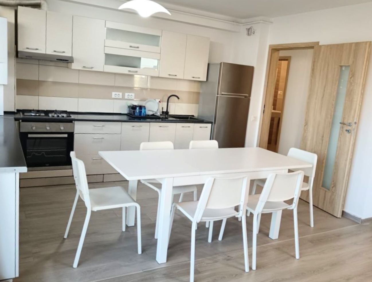 Inchiriem apartament 3 camere Urban Invest lângă Coresi - Poză 2