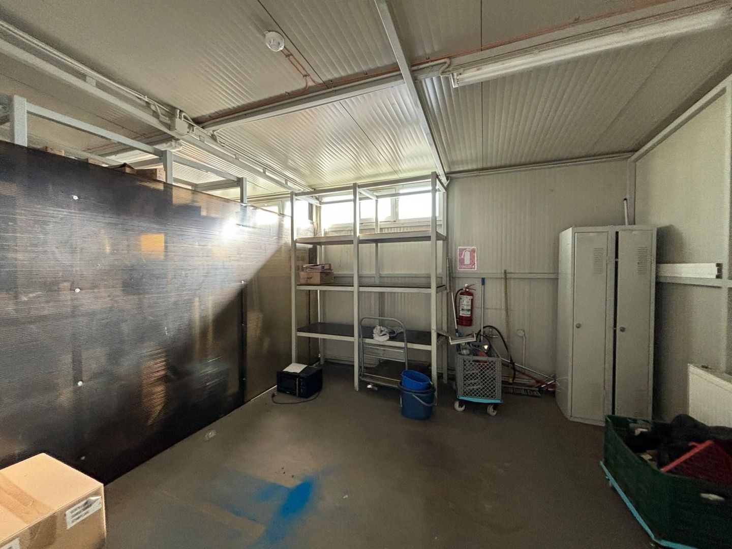 Hala 5000 mp dotata pentru productie si depozitare ISU categoria D - Poză 16