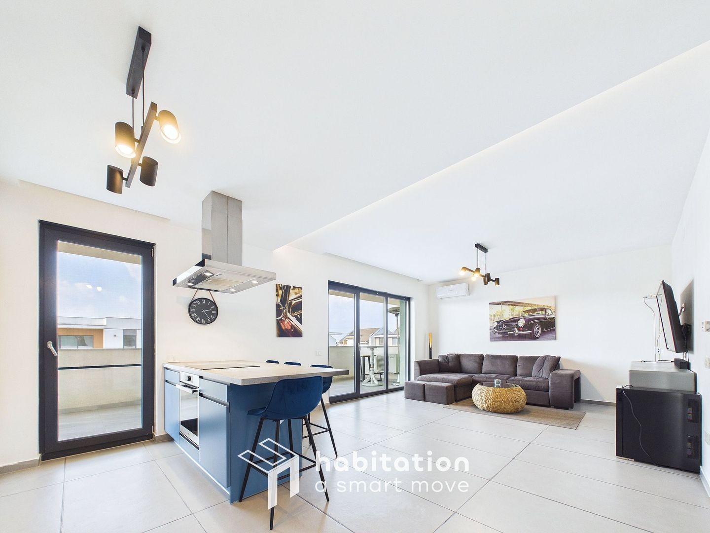 3 camere spațios si  cu terasă generoasă, la intrare în Dumbrăvița - Poză 1