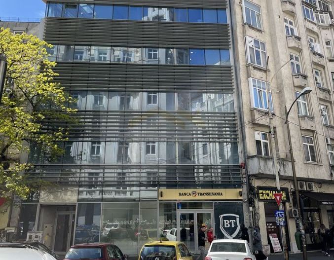 Spațiu Comercial Premium de Închiriat – Calea Victoriei | 200 mp parter + 60 mp - Poză 1