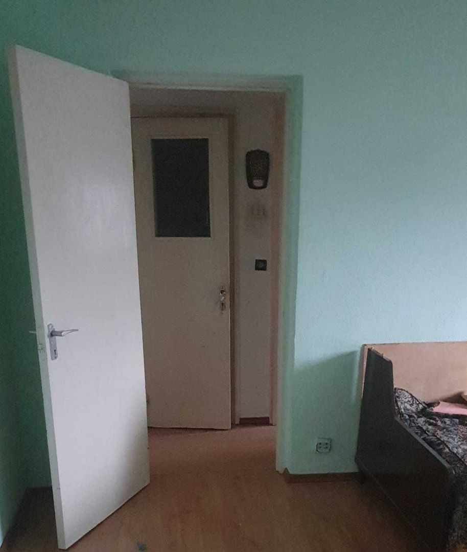 2 camere - Vitan - vanzare - Poză 2