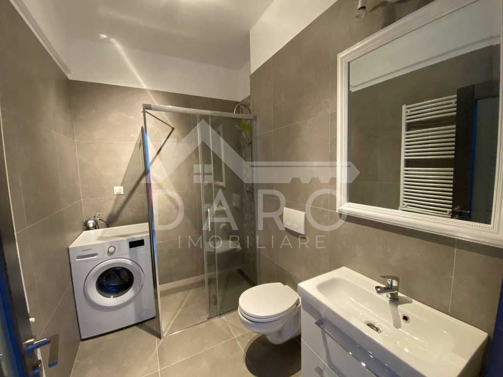 Inchiriez apartament modern 2 dormitoare+living, bloc nou centru - Poză 3