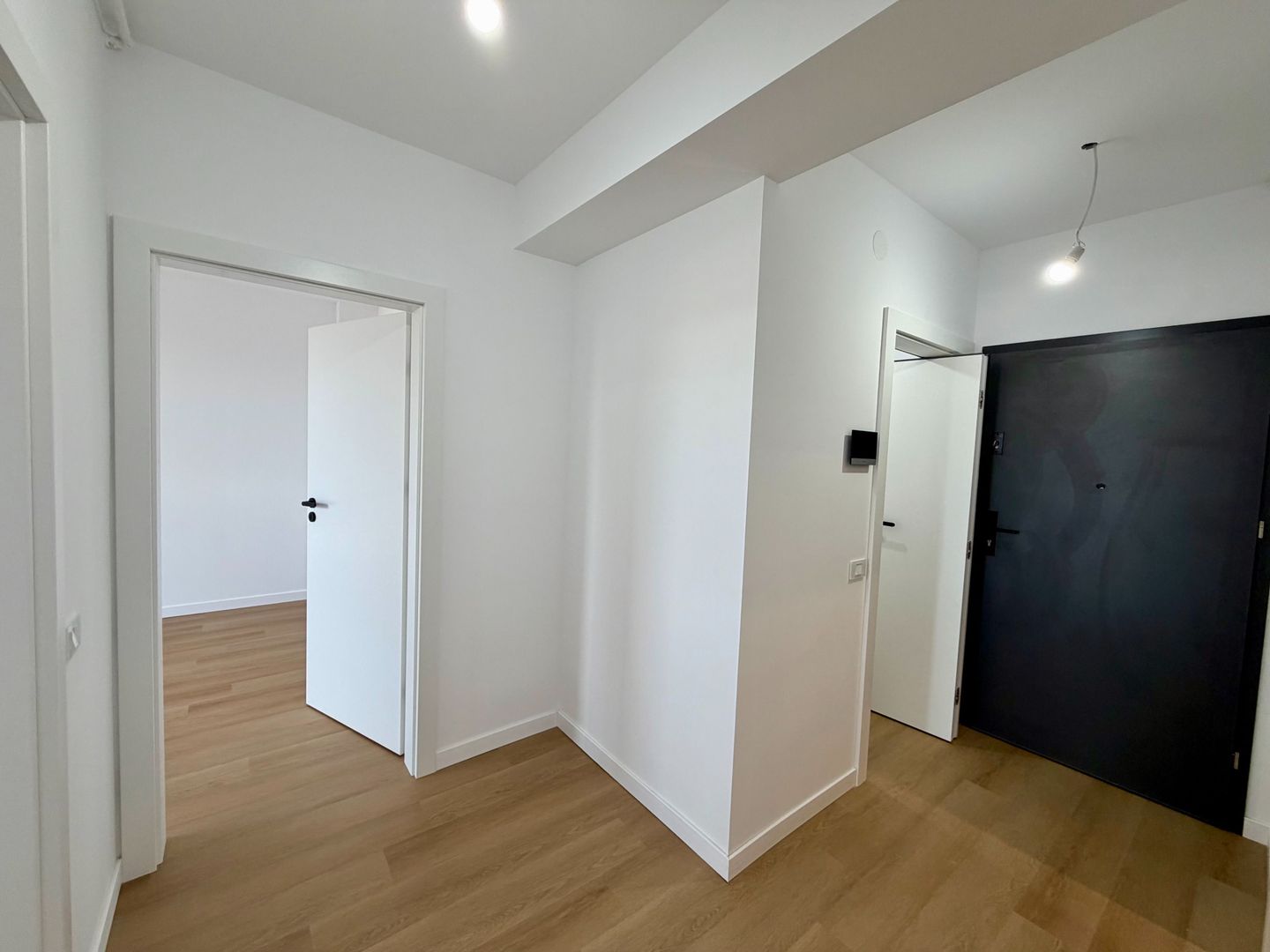 Apartament 2 camere | terasă 18 mp | Alphaville Distrikt - Poză 13