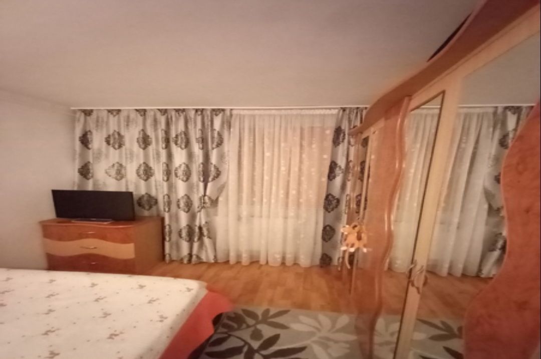 Apartament de vanzare  2 camere decomandat  zona Brancoveanu - Poză 1