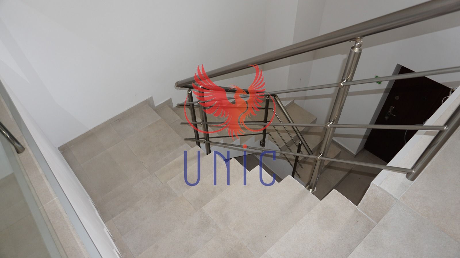 Spatiu de inchiriat -Cartier Lapus!! - Poză 5