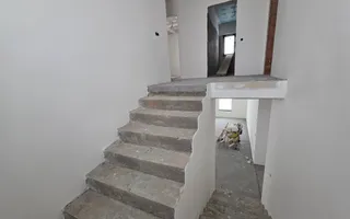 Casa individuala ,cu carport si pivnita, Calea Cisnadiei - Poză 16