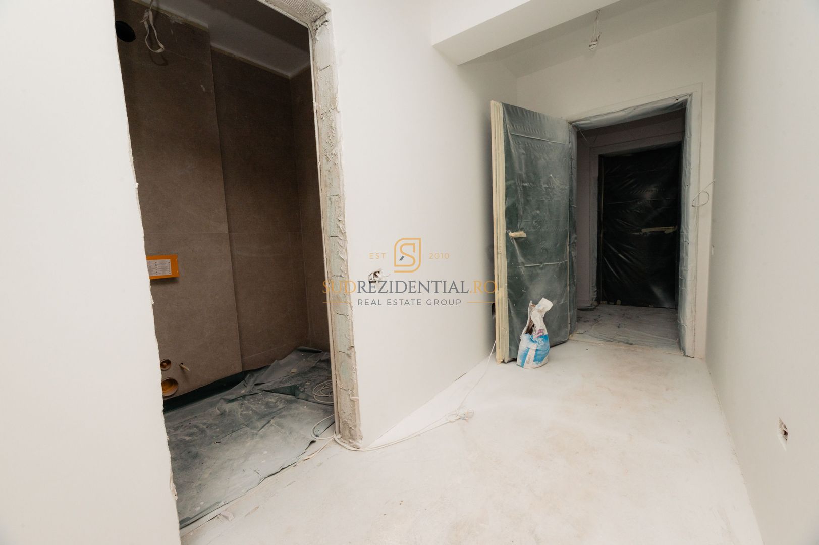 Apartament cu 3 camere de vanzare, ansamblu nou, Bd. Brancoveanu - Poză 8