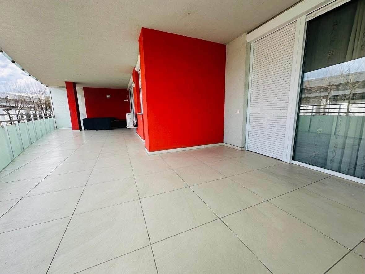Apart. 3 camere, Ared R 18 pe str. Tudor Vladimirescu - Oradea - Poză 9