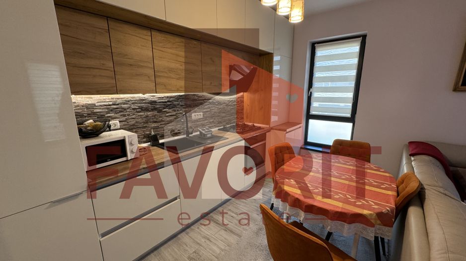 Terasa generoasa. Modern amenajat. - Poză 3