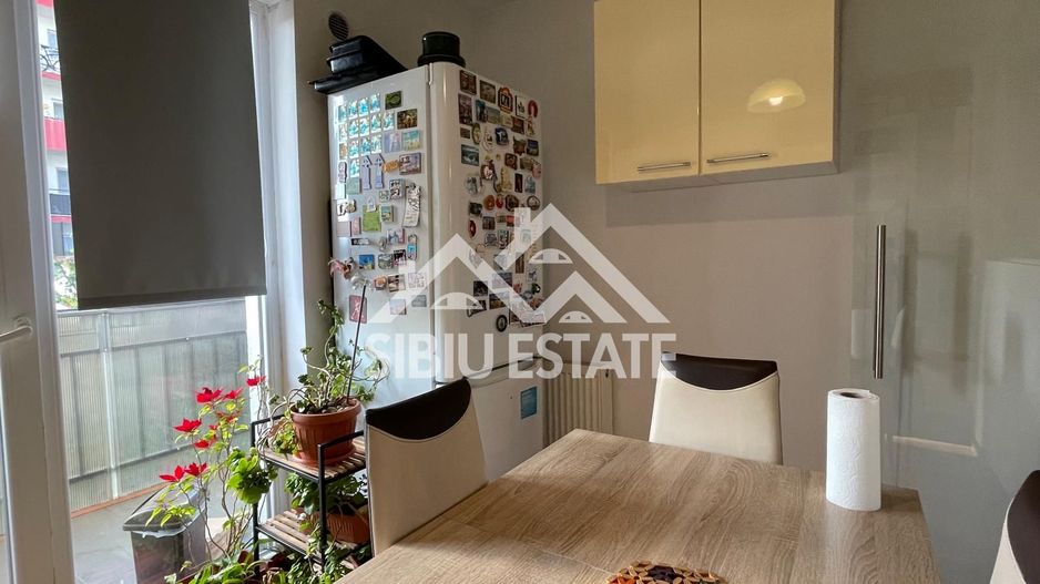 Apartament de vanzare cu 2 camere, loc de parcare, in Sibiu - Poză 11