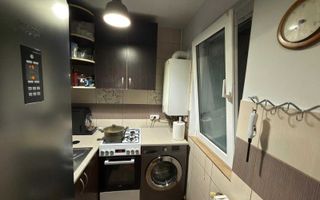 Vânzare apartament 2 camere nedecomandat, Zona Alexandru, Aleea Mușatini, etaj 1 - Poză 2