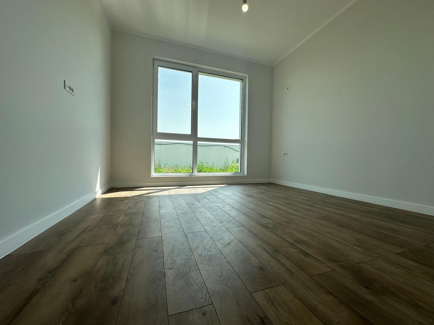 Birou Vanzari/COMISION 0% - Individuale Parter/ 400 mp Teren - Poză 5