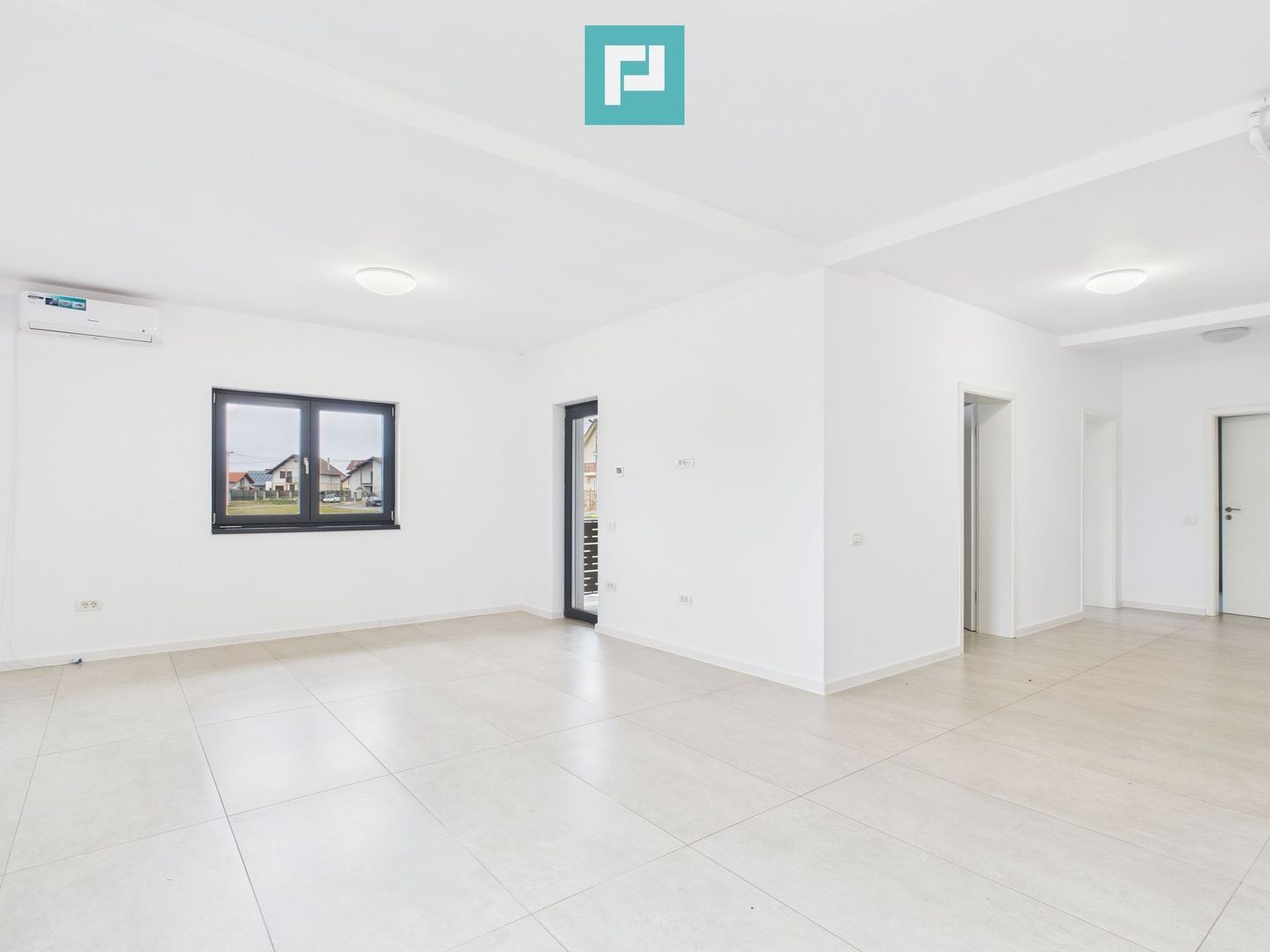 Apartament cu 2 camere, terasă generoasă – Moșnița - Poză 12