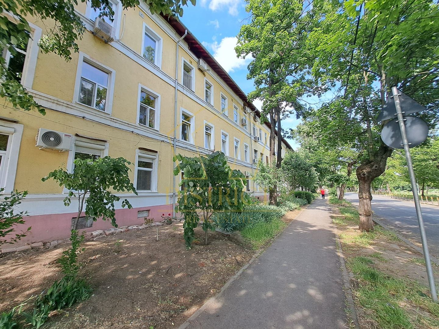Apartament cu o camera si vedere catre Bega | Spl. N. Titulescu - Poză 2
