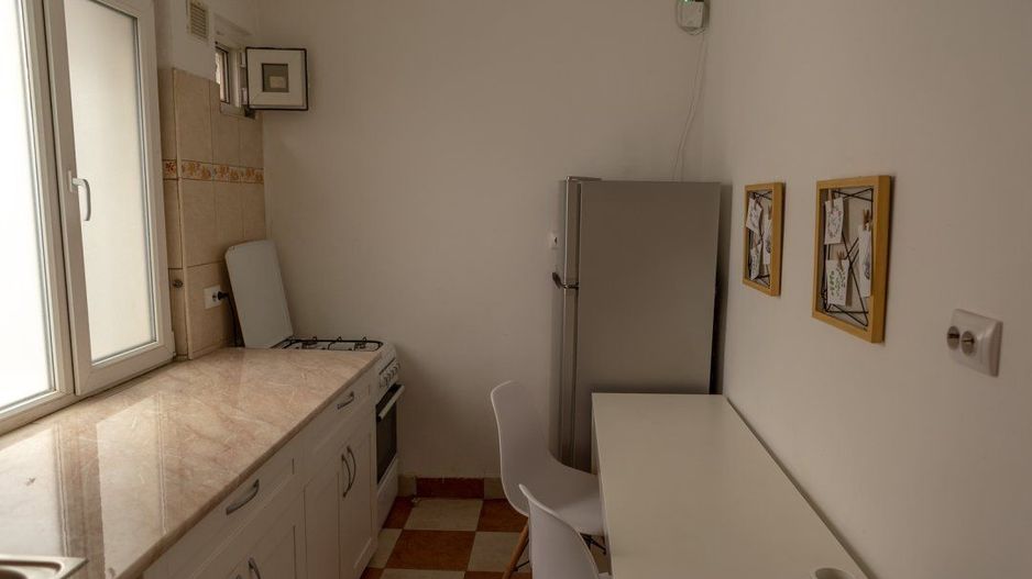 BRASADAS închiriază garsoniera et 9/9 40mp Dimtrie Cantemir. - Poză 8