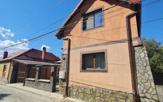 Casa individuala 3 camere mobilata utilata Tarlungeni - Poză 22