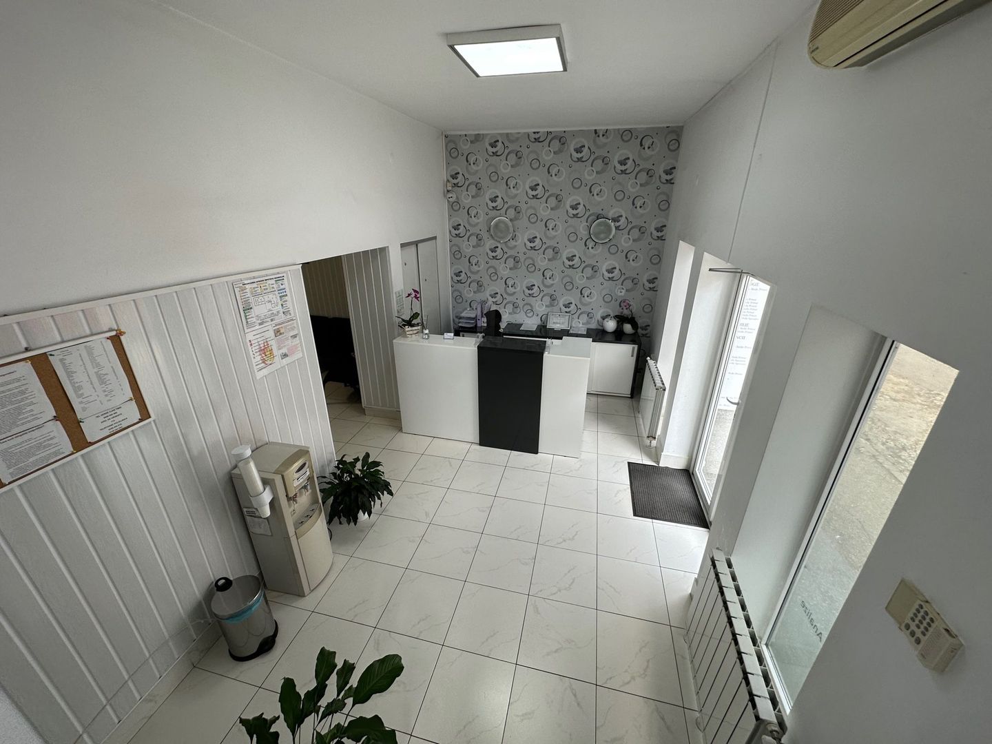 Spatiu de birou zona Centrala - Poză 2