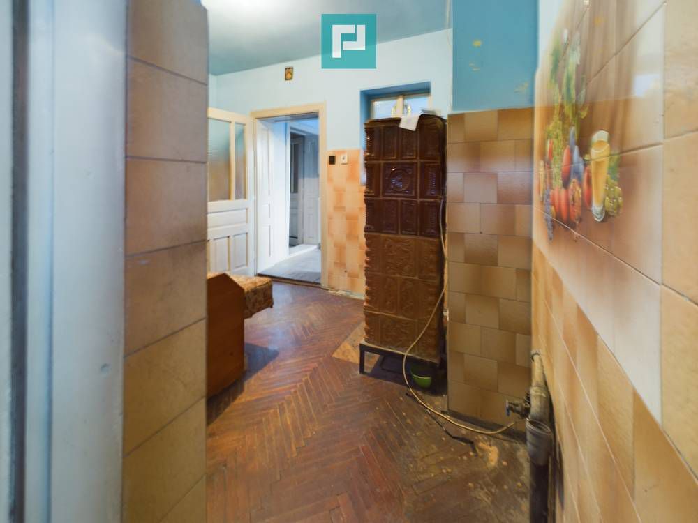 Casă/vilă cu 6 camere în Curtici - Poză 13