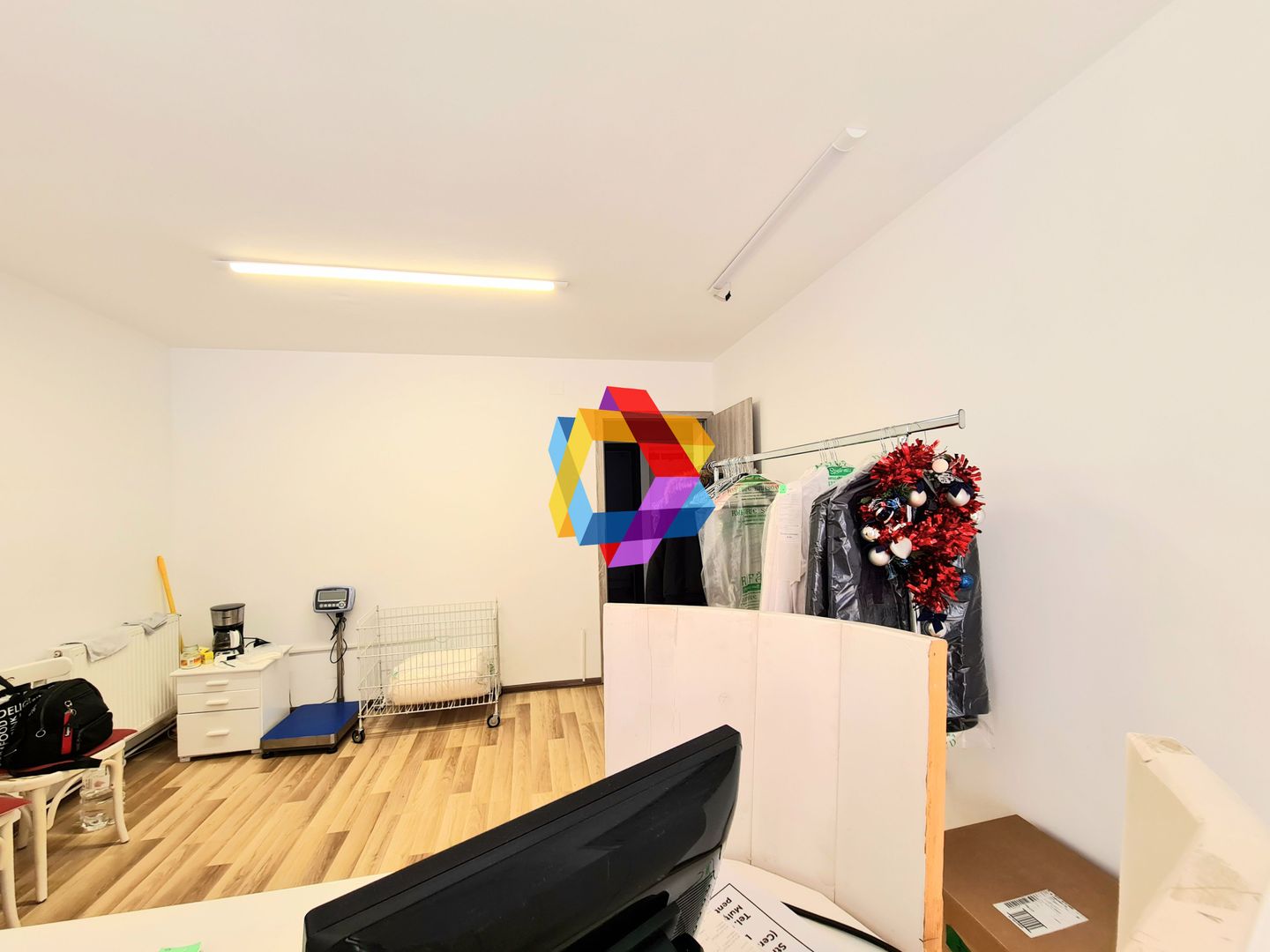 Spatiu comercial de închiriat Brasov - 50 mp  # spatii-comerciale-brasov.ro - Poză 1