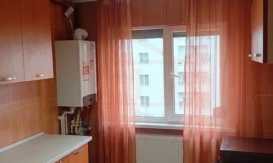 Apartament 2 camere renovat, Micro 40 – lângă Shopping City Galați - Poză 1