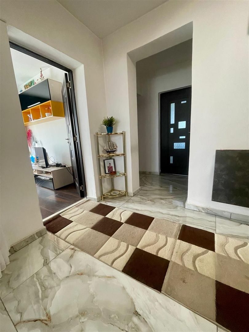 Apartament  3 camere renovat la 20 km de Oradea - Poză 5