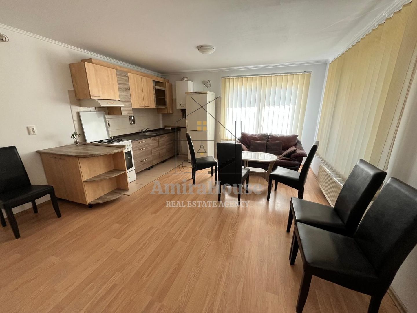 Apartament 3 camere cu terasa de 24 mp, parcare, imobil tip vila, Buna Ziua - Poză 9