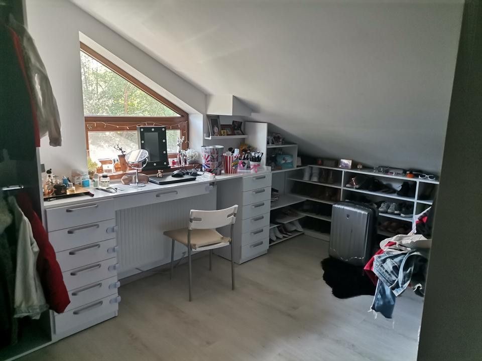 Vanzare vila deosebita, Valea Mare, central - Poză 11