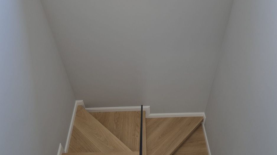 Locuinta individuala cu garaj si teren de 1000mp - Poză 18