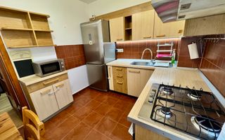 APARTAMENT SPATIOS SI LUMINOS - Poză 11