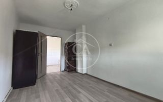 Apartament de vanzare cu 2 camere si curte in zona Centrala, Otadeaa - Poză 3