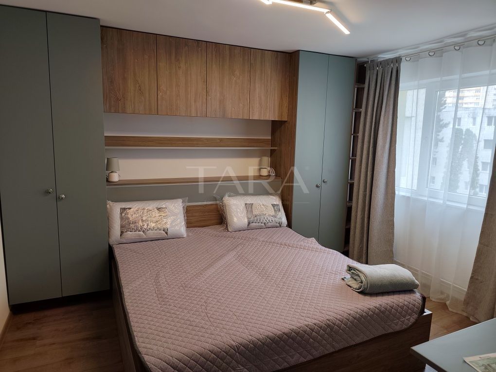 Apartament cu 4 camere, 70 mp, 3 dormitoare, 2 balcoane, La Terenuri. - Poză 4