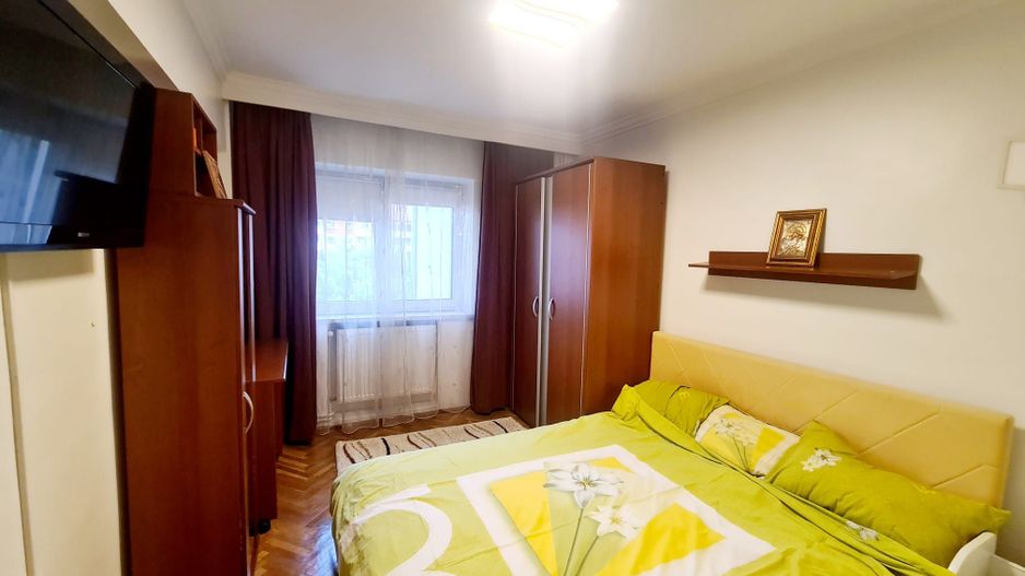 Apartament 4 camere de inchiriat - Zona Centrala - Poză 6