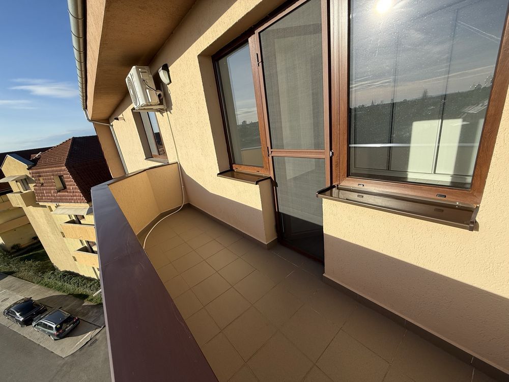 BRASADAS vinde ap 3 cam cu loc de parcare - Poză 1