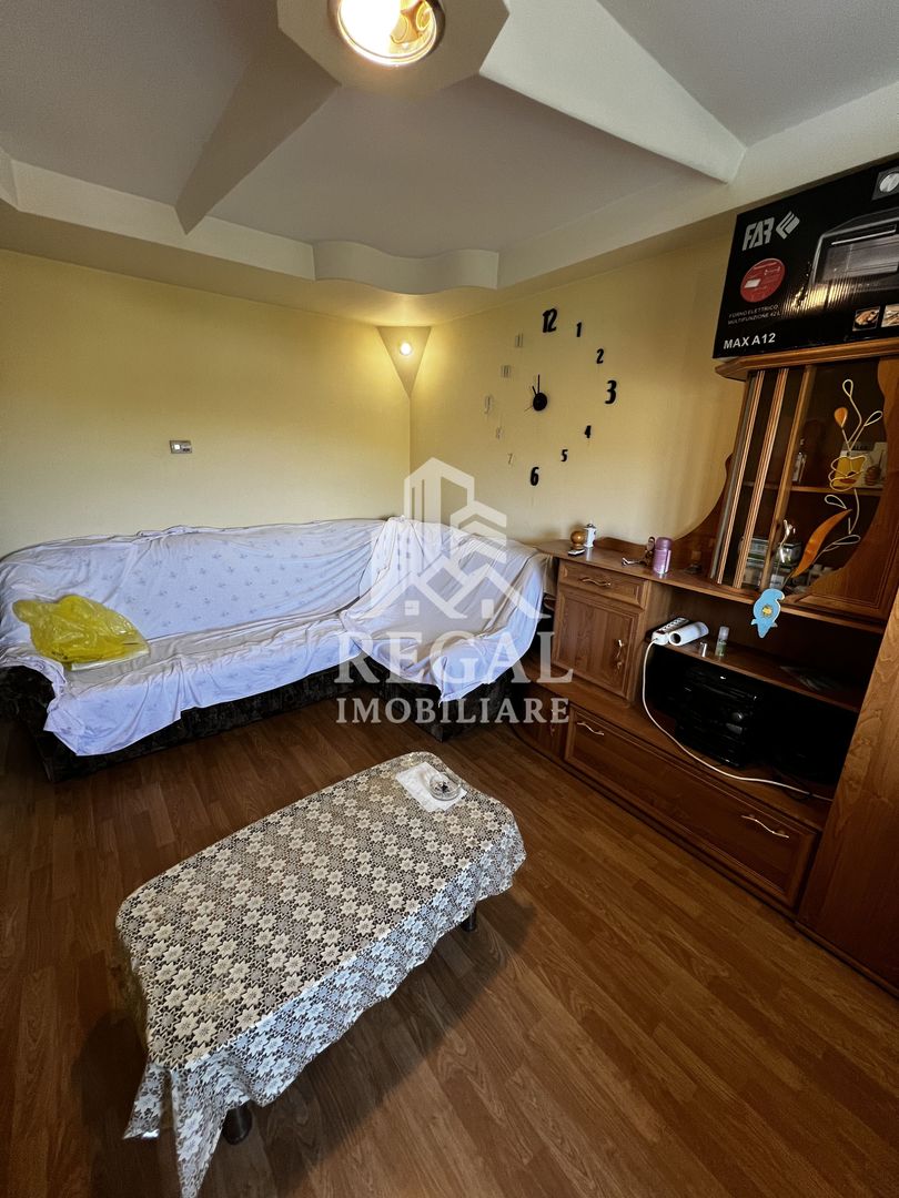 Apartament 2 camere decomandat – Micro 7 | Mobilat și utilat - Poză 3