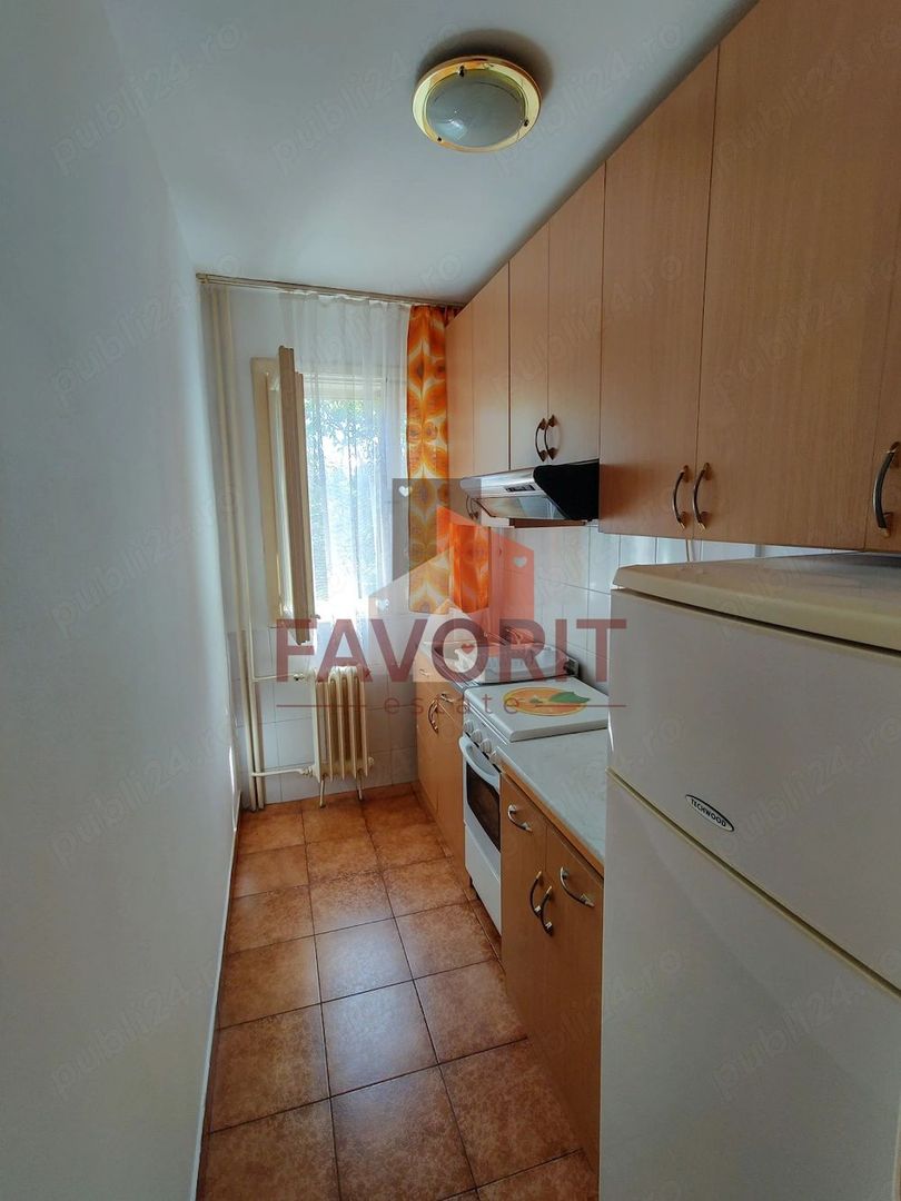 2 camere | Renovat | P-ta Unirii | Etaj 2 | Disponibil imediat | - Poză 3