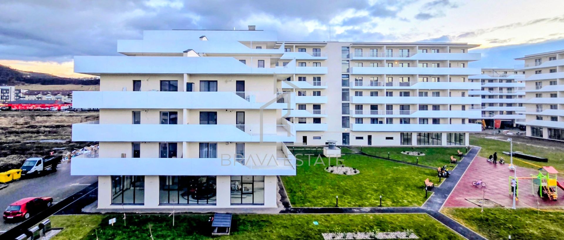 Apartament 47mp, 2 camere, parcare subterană, zona Eroilor, Floresti - Poză 1