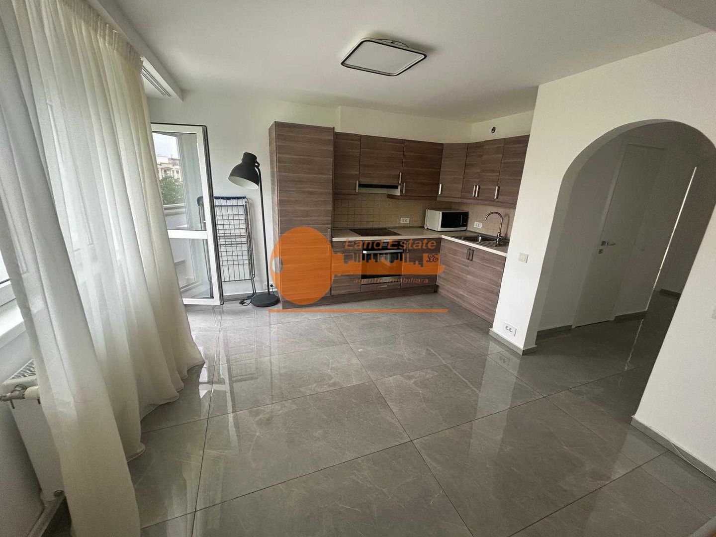 3 camere Unirii-Vedere Fantani-Renovat - Poză 2