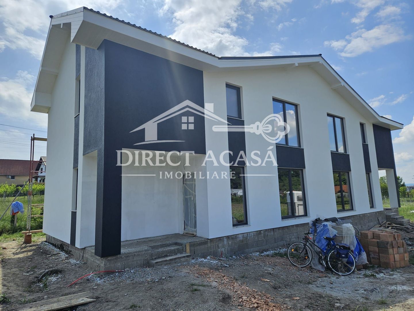 Duplex premium 4 camere cu teren 420 mp Santana De Mures - Poză 3