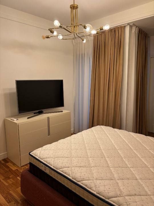 2 rooms apartment | Calea Victoriei | Interbellum design - Poză 6