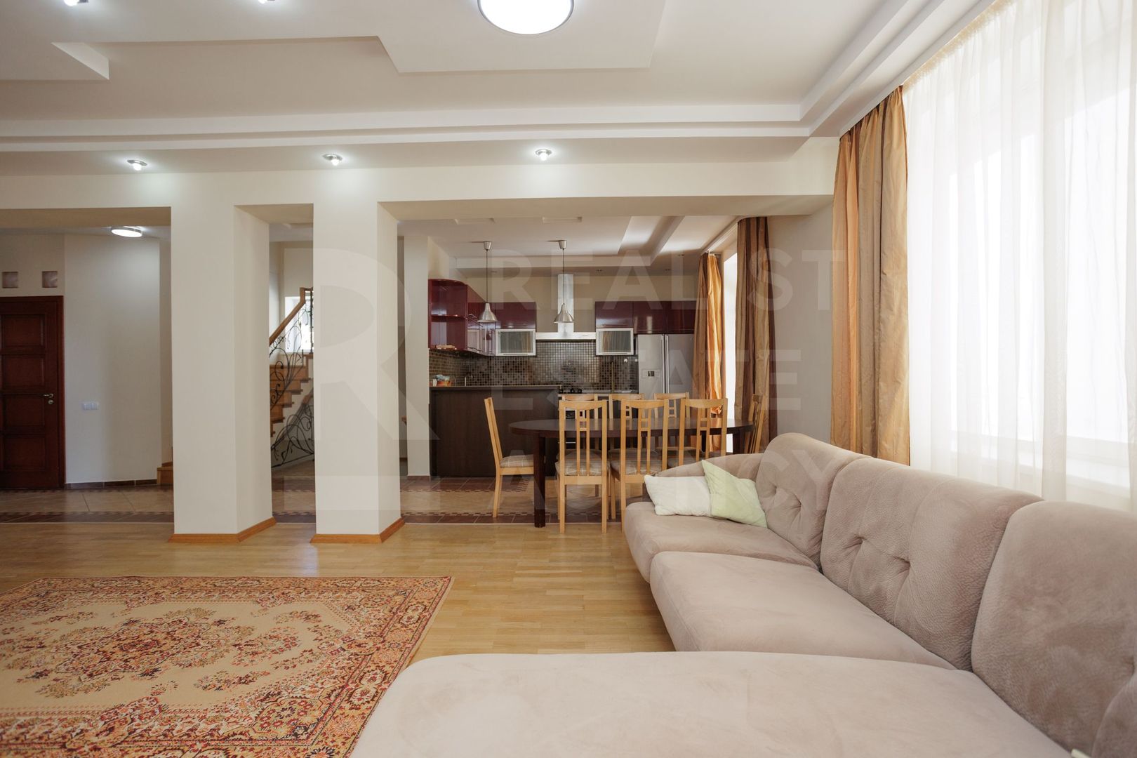 Chirie, casă,4 camere, str. Vânătorilor, Telecentru - Poză 6
