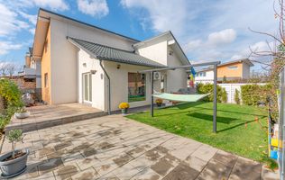 Casa mobilata utilata modern cartier Izvor Tarlungeni Brasov