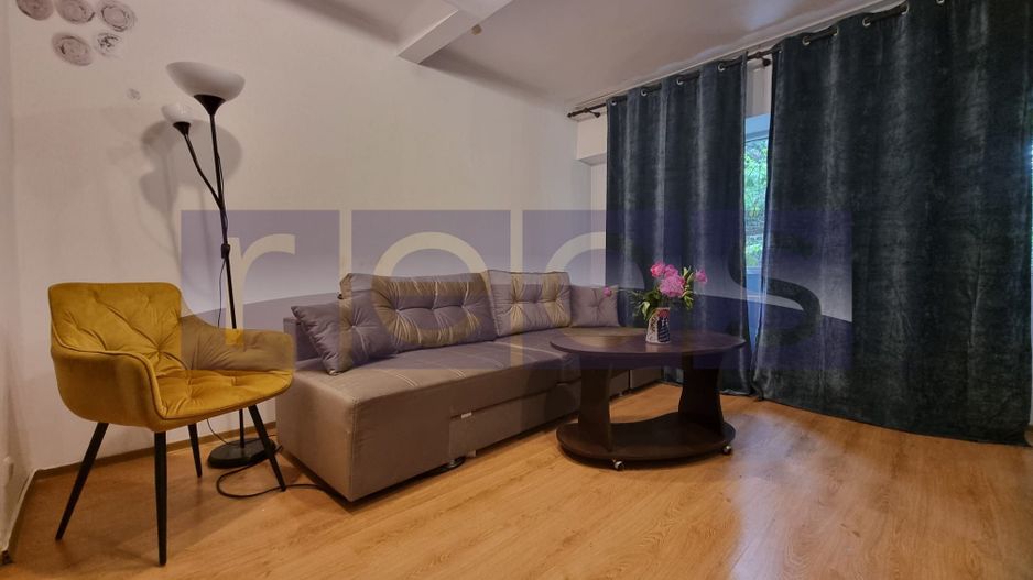 VANZARE -GARSONIERA -TIMPURI NOI -TINERETULUI - Poză 1