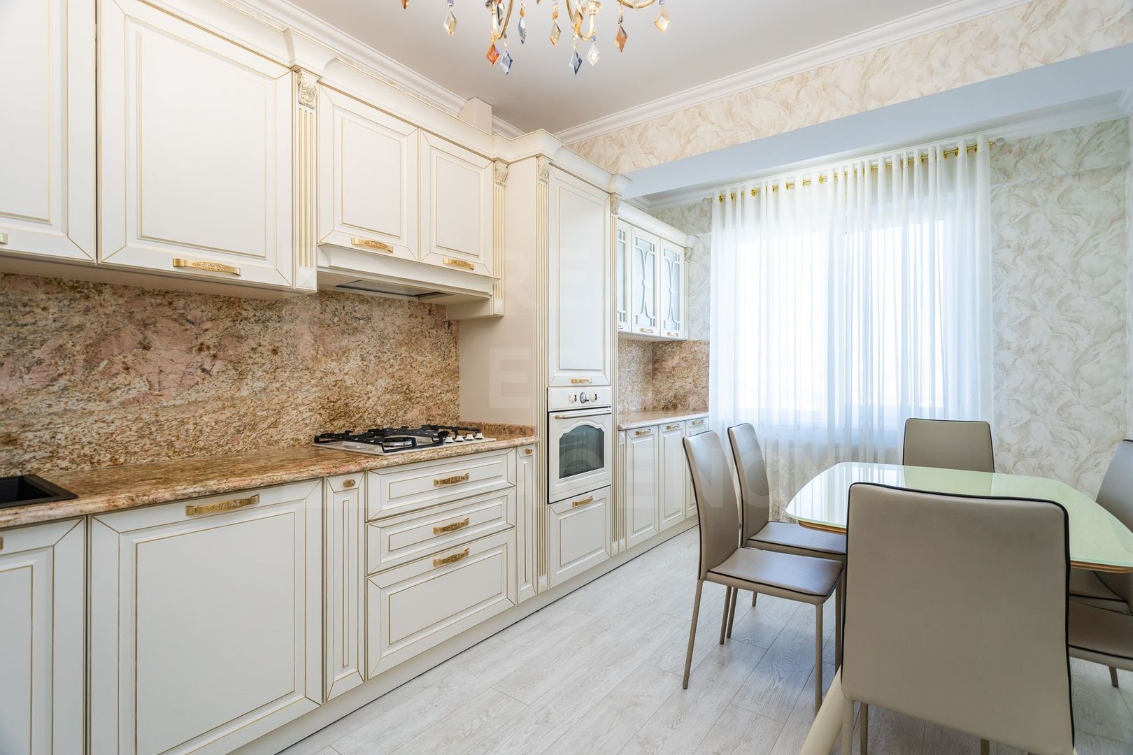 Chirie, apartament, 2 camere, str. Vasile Alecsandri, Centru - Poză 1