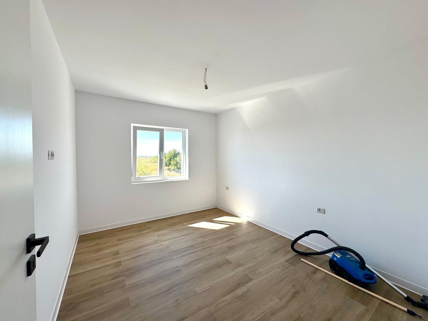 Super pret - Duplex premium cu 4 camere -  Utvin - Poză 16