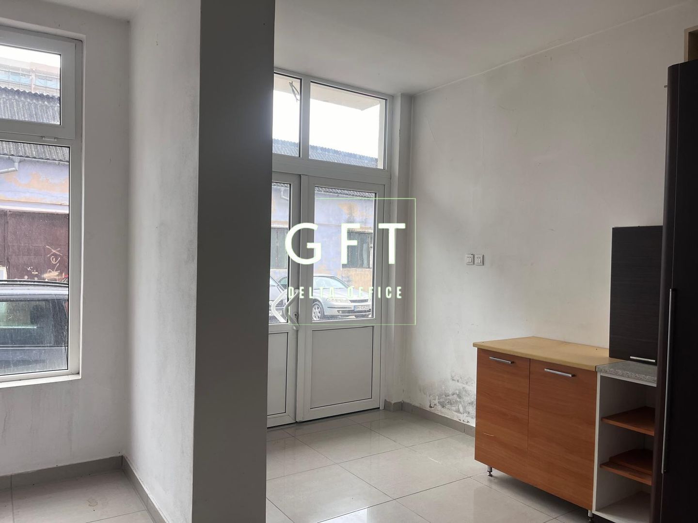 Apartament cu o camera 53 mp-2 bai-parcare-Zona Pompieri - Poză 3