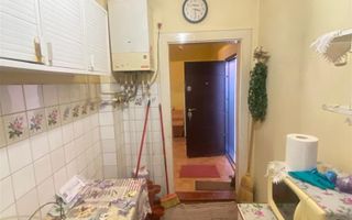 Apart la casa Bogdanestilor  curte  acces cu masina centrala proprie - Poză 13