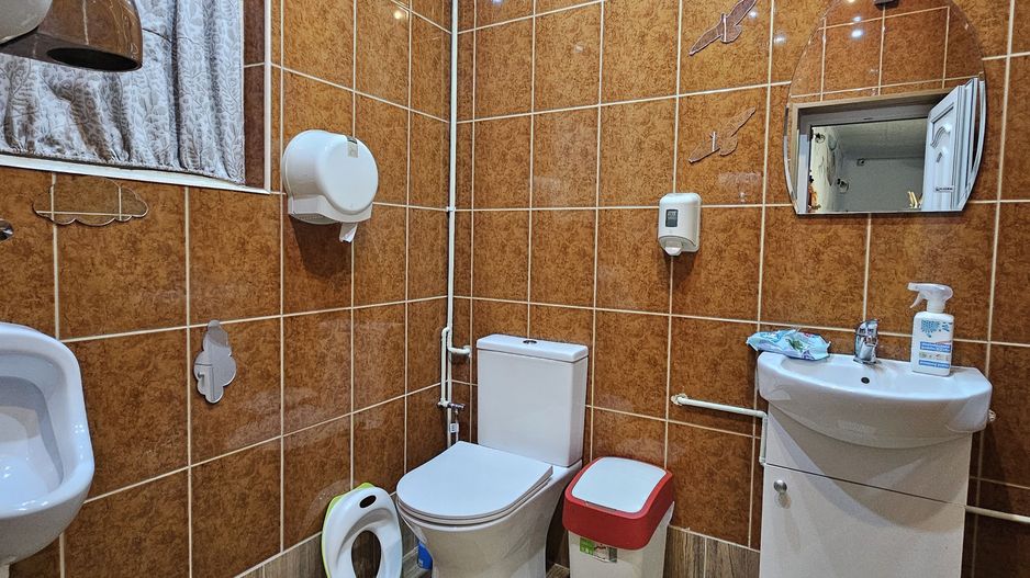 Spatiu de inchiriat 120 mp utili Campina central! - Poză 16