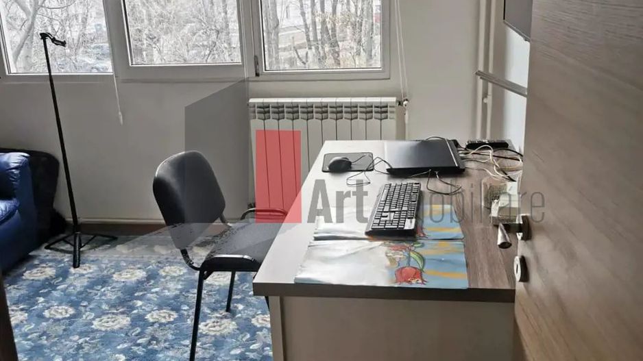 Vânzare apartament semidecomandat 4 camere cu centrală Bd. Obregia - Poză 38